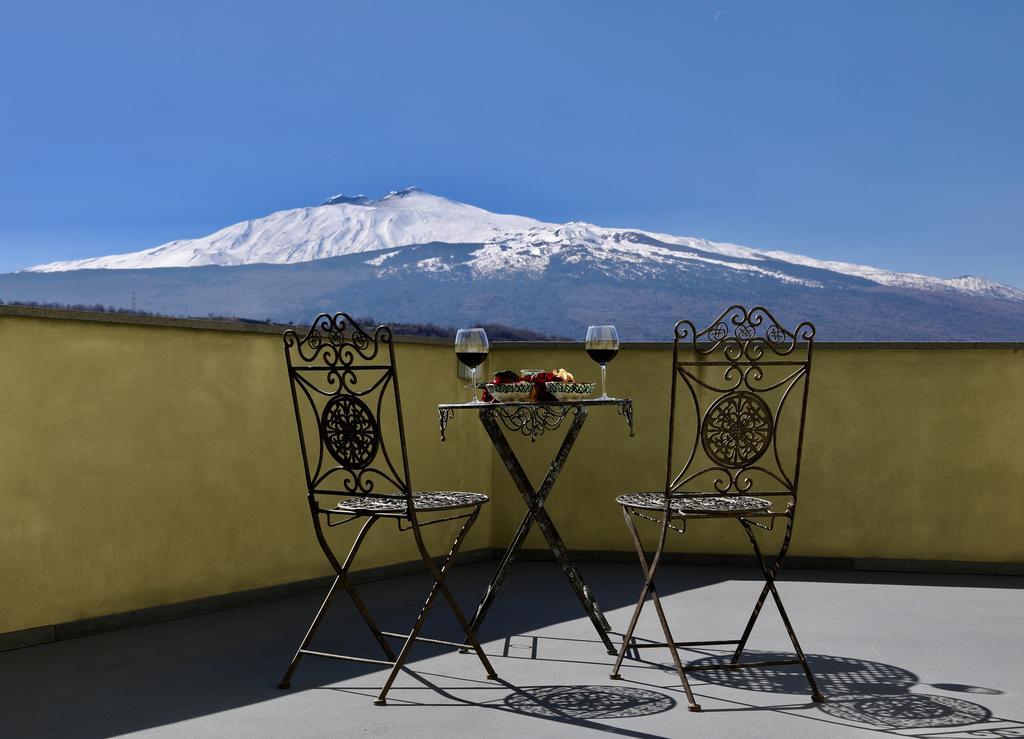 La Dimora Del Castelluccio Bed & Breakfast Castiglione De Sicilia Exterior photo