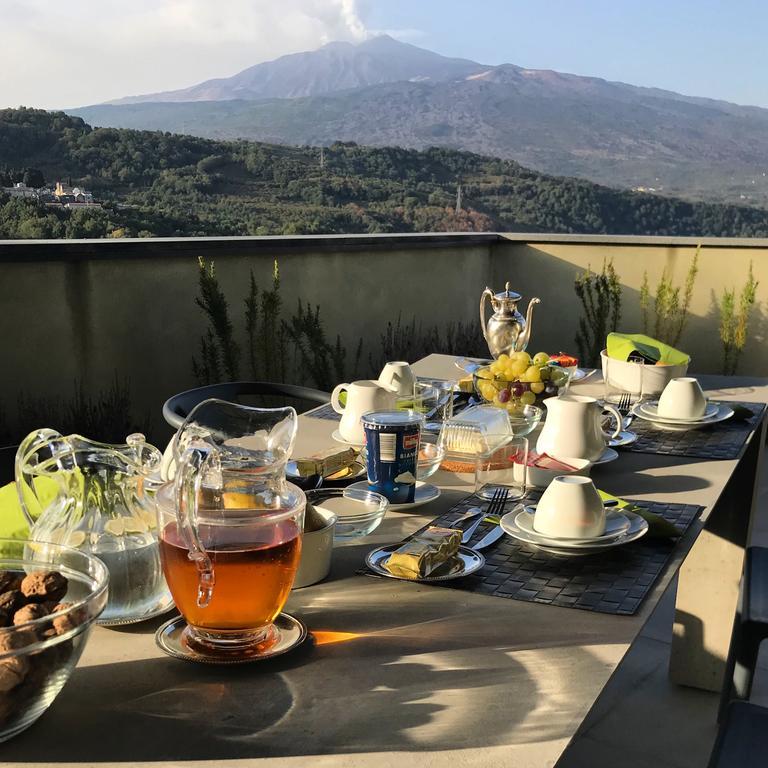 La Dimora Del Castelluccio Bed & Breakfast Castiglione De Sicilia Exterior photo